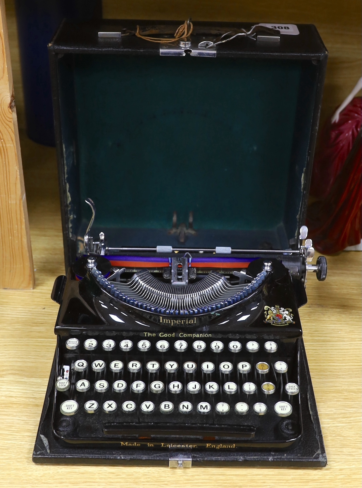 An Imperial ‘The Good Companion’ typewriter